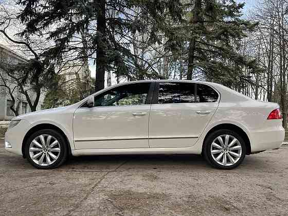 Skoda Superb 2013 