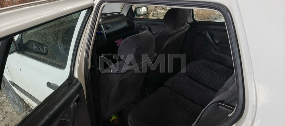 Volkswagen Golf GL 1993 Зугрэс - изображение 2