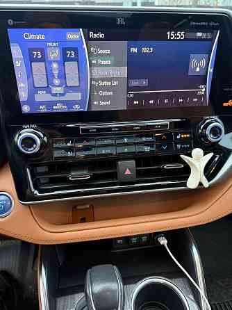 Toyota Highlander 2021 