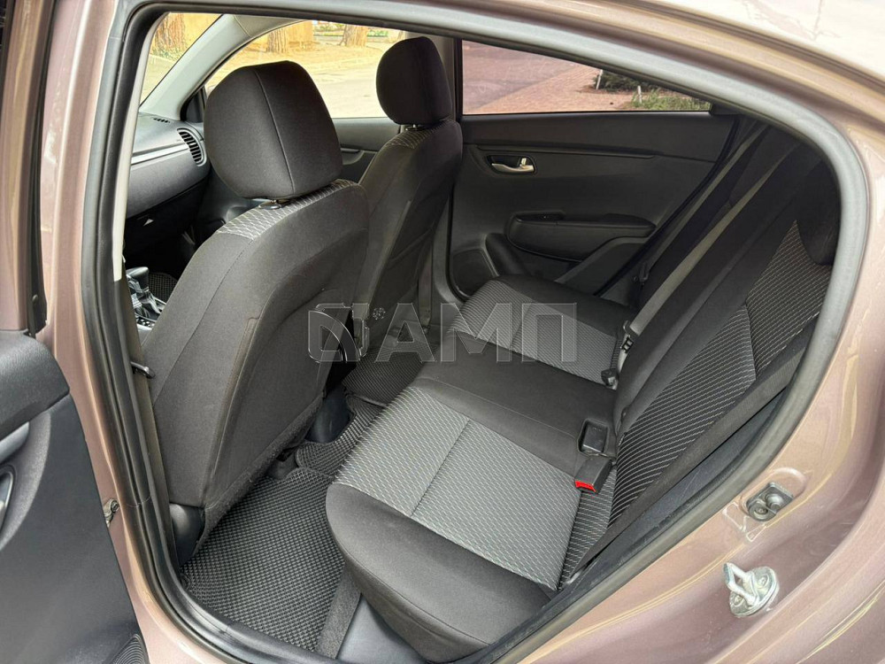 Kia Rio 2018  - изображение 2