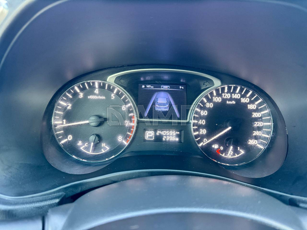 Nissan Pathfinder  - изображение 3