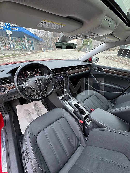 Volkswagen Passat 2020  - изображение 2