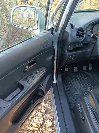 KIA Carens 2008 Донецк