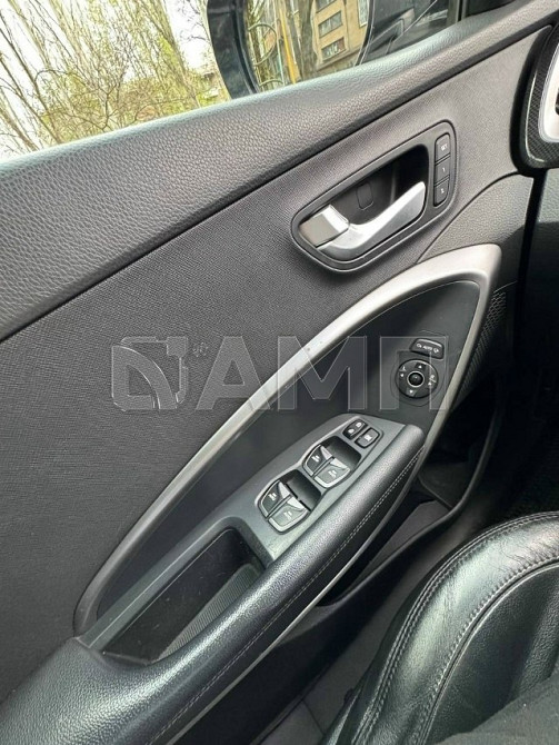 Hyundai Santa Fe 2013  - изображение 3