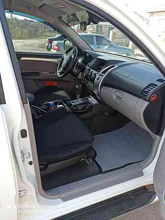 Mitsubishi Pajero Sport 2011 