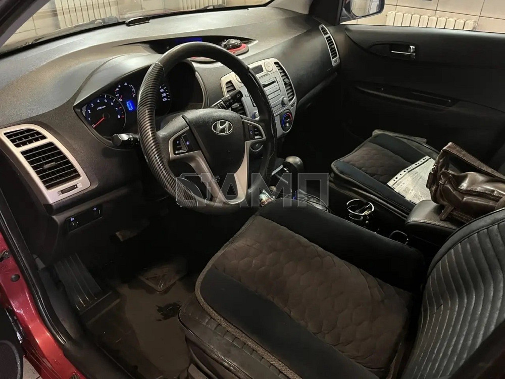 Hyundai i20 2010 Горловка - изображение 4