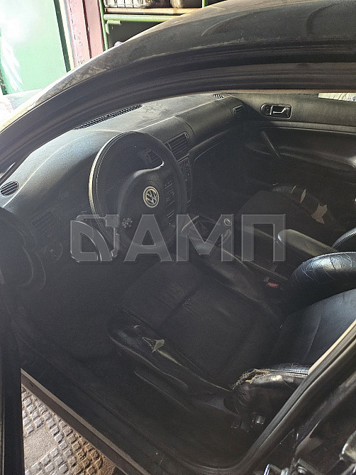 Volkswagen Passat 1997  - изображение 1