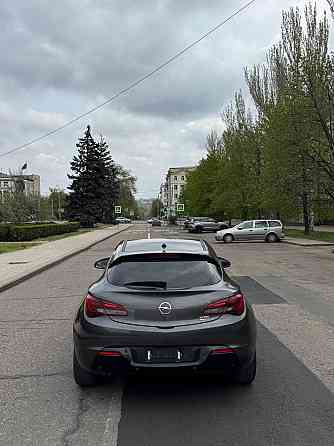 Opel Astra J GTC 2012 