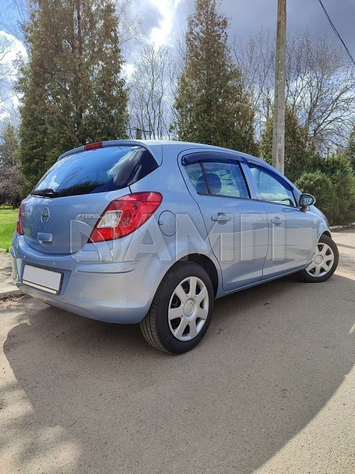 Opel Corsa 2008  - изображение 8
