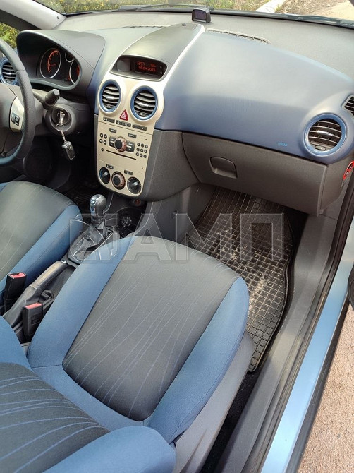 Opel Corsa 2008  - изображение 3