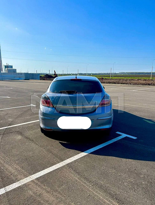 Opel Astra GTC H Рестайлинг 2008  - изображение 4