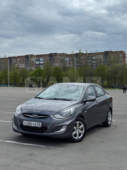 Hyundai Solaris 2012 Москва - изображение 8