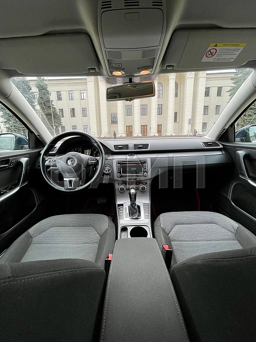 Volkswagen Passat 2012 Шахты - изображение 1