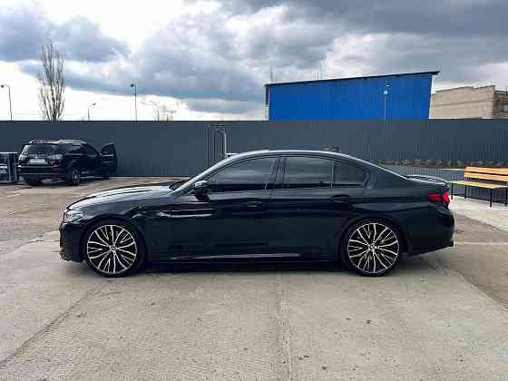 BMW 540i G30 2018 Шахтерск