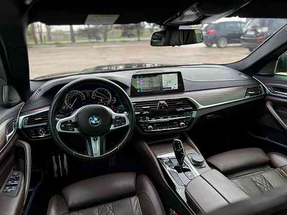 BMW 540i G30 2018 Шахтерск