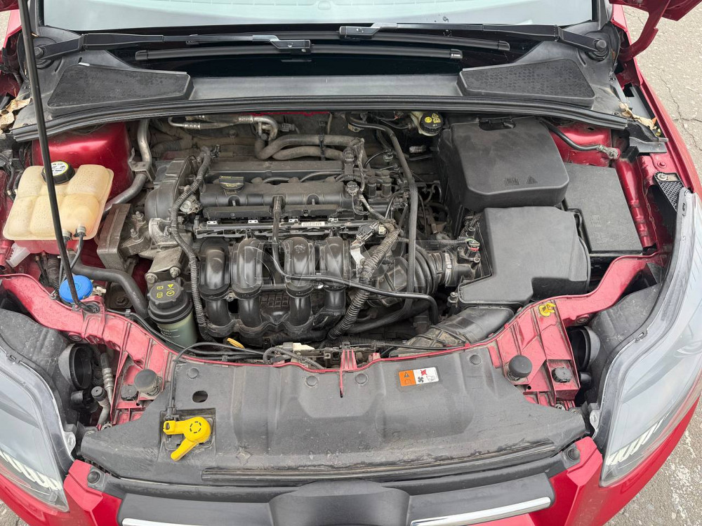 Ford Focus 2011  - изображение 8