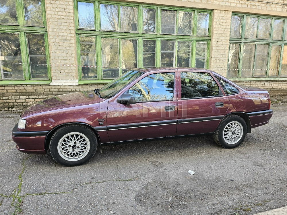 Opel Vectra A 1993 Макеевка - изображение 8
