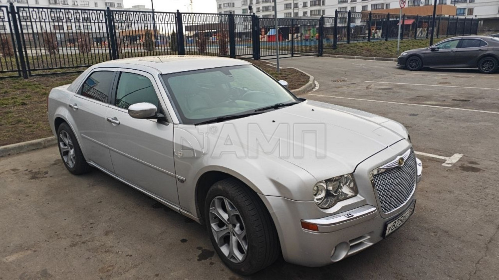 Chrysler 300c 2005  - изображение 4