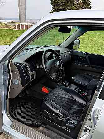 MITSUBISHI Pajero 2003 