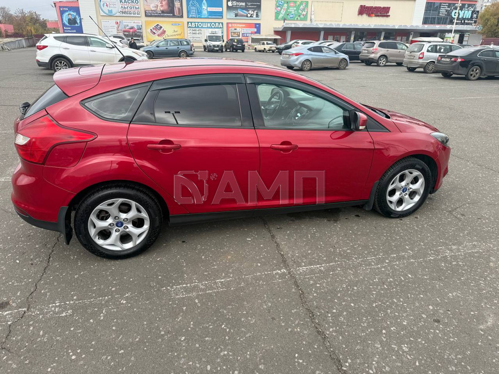 Ford Focus 2011  - изображение 7
