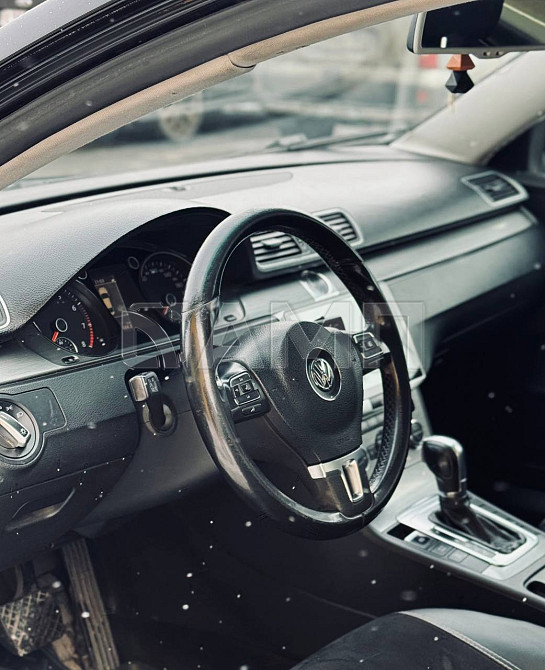 Volkswagen Passat 2012 Макеевка - изображение 2