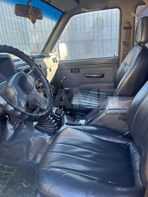 Nissan Patrol 1989  - изображение 4