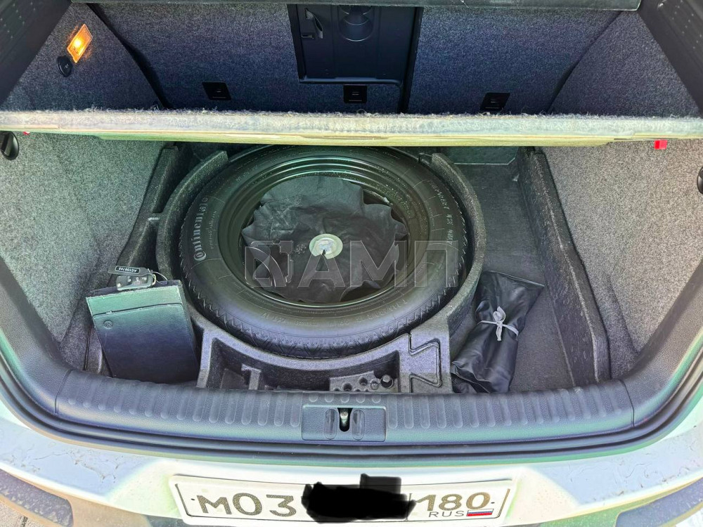 Volkswagen Tiguan 2011  - изображение 1