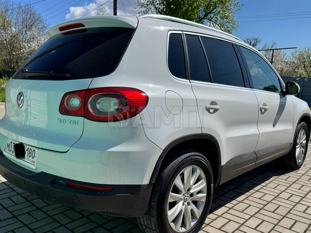 Volkswagen Tiguan 2011  - изображение 7