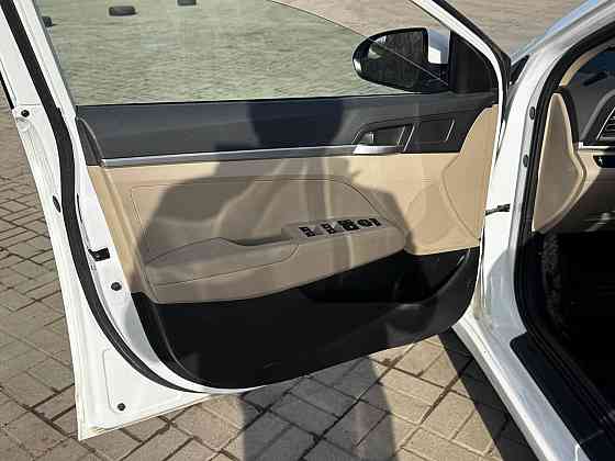 Hyundai Elantra 2019 Макеевка