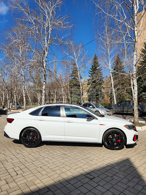 Volkswagen Jetta 2022  - изображение 5