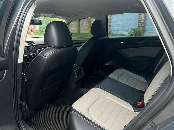 Volkswagen Passat 2014 