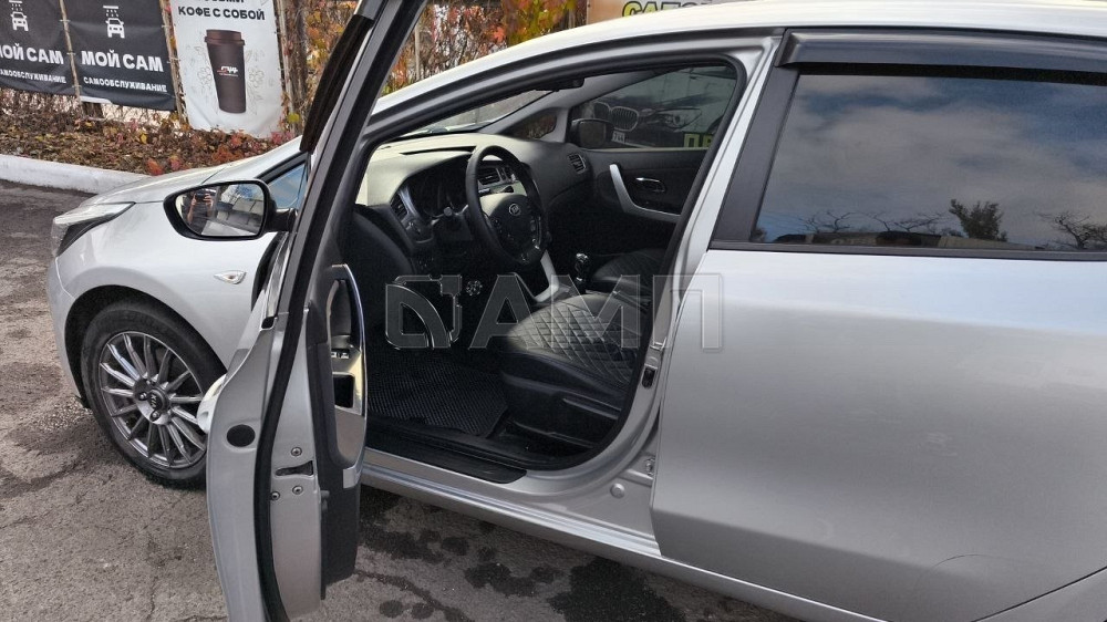 KIA ceed 2013  - изображение 1