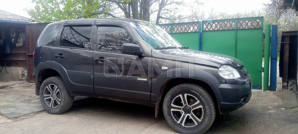 Chevrolet Niva 2015  - изображение 1