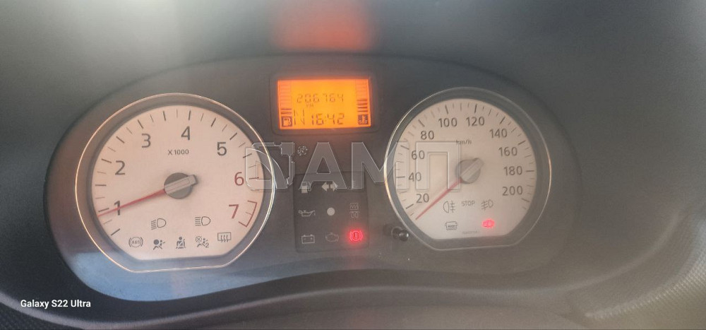 Renault Logan 2012  - изображение 3