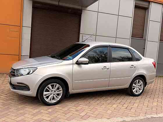 LADA Granta 2023 