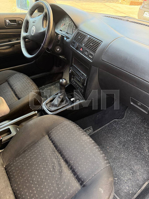 Volkswagen Golf 2000  - изображение 4