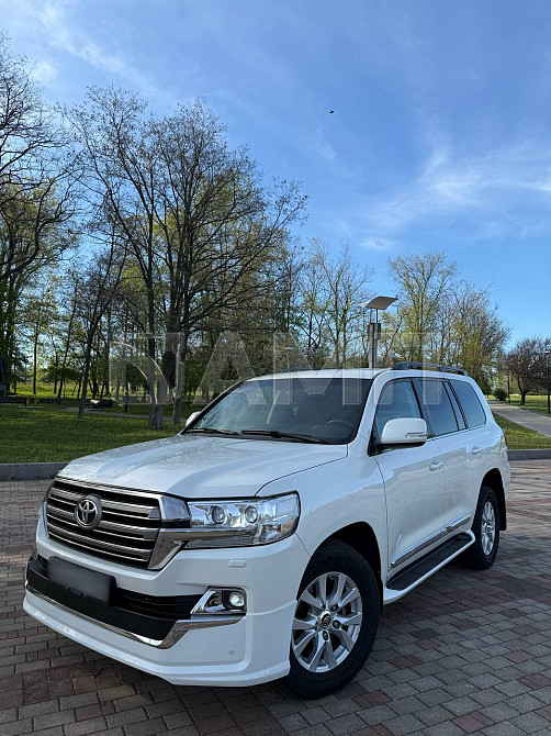 Toyota Land Cruiser 200 2016  - изображение 1