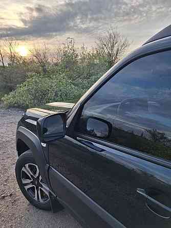 Lada Niva Travel 2024 Красный Луч