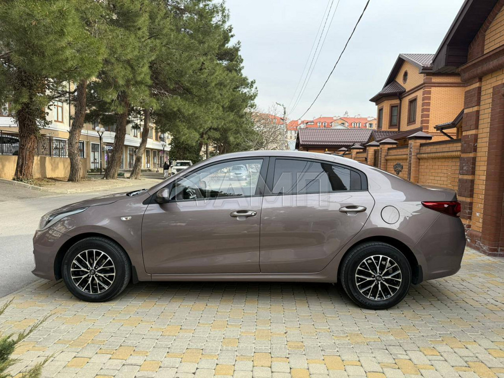 Kia Rio 2018  - изображение 6