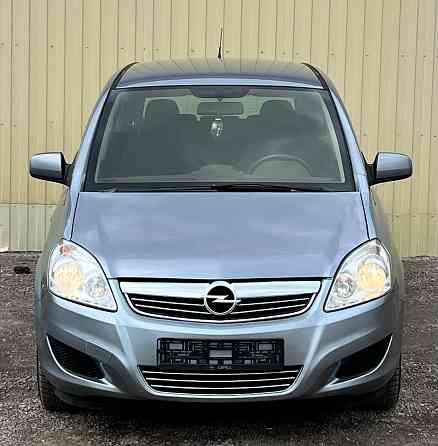 Opel Zafira B 2010 Донецк