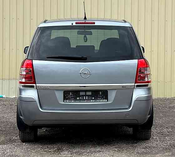 Opel Zafira B 2010 Донецк