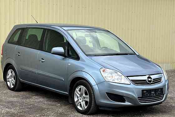 Opel Zafira B 2010 Донецк