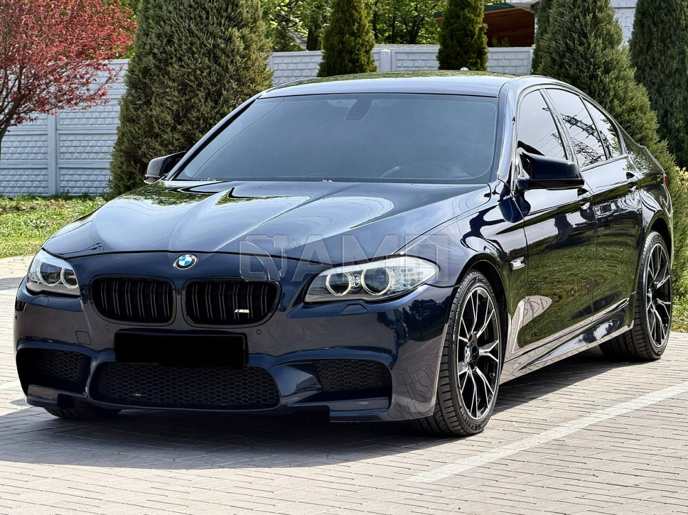 BMW 530d 2012  - изображение 9