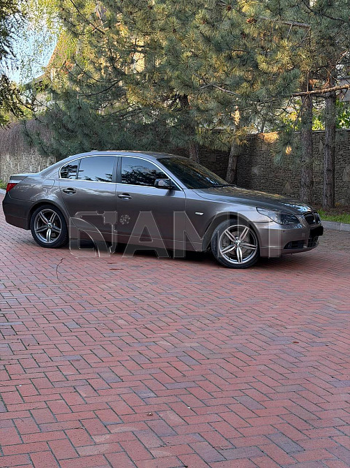 BMW 5 Series 2007  - изображение 5