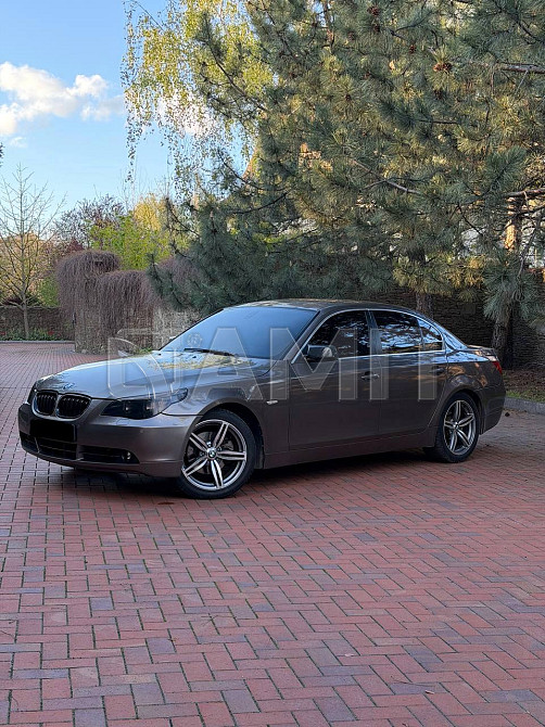 BMW 5 Series 2007  - изображение 7
