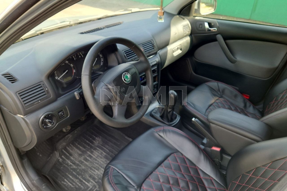Skoda Octavia 2010  - изображение 1