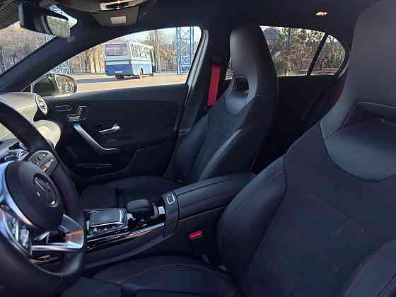 Mercedes-Benz A45 AMG 2021 