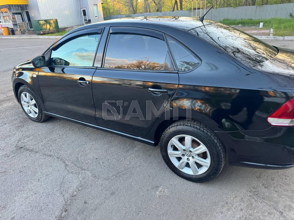 Volkswagen Polo 2011  - изображение 7