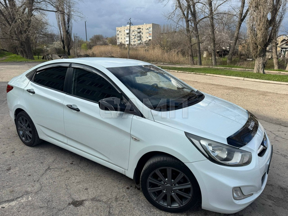 Hyundai Solaris  - изображение 3