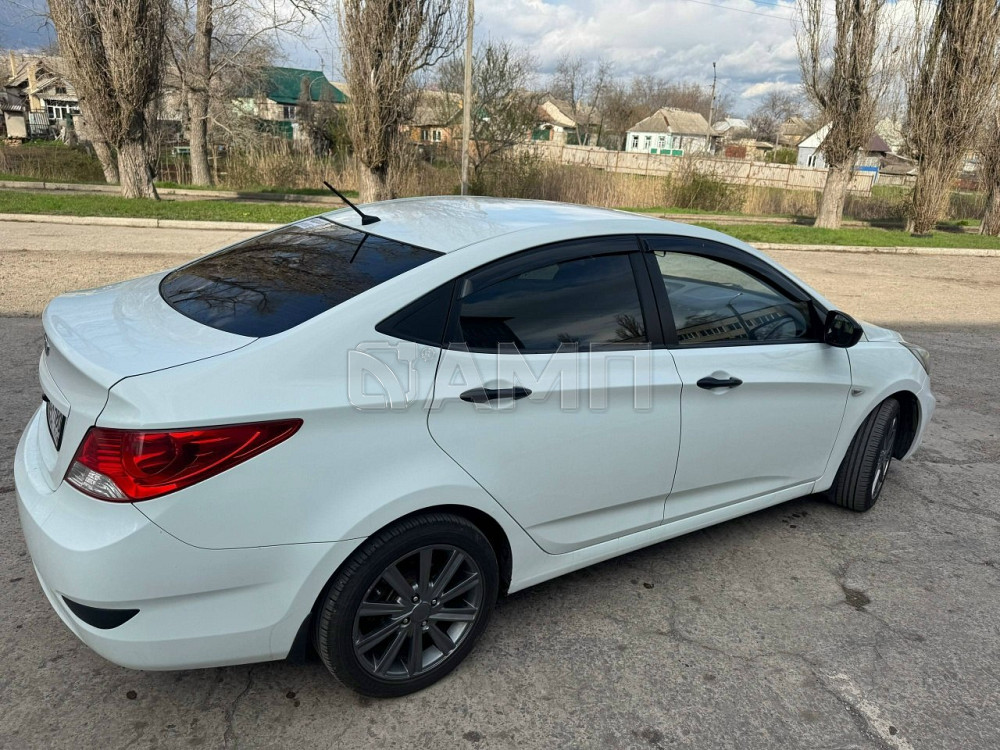 Hyundai Solaris  - изображение 5